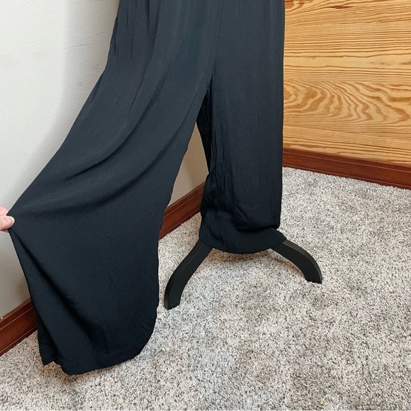 Madewell Smocked Crop Wide Leg Jumpsuit in True Black 2 H1084 - Picture 8 of 16